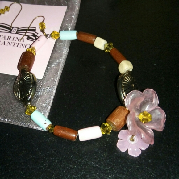 Tarina Tarantino Jewelry - CHERRY blossoms TT earrings